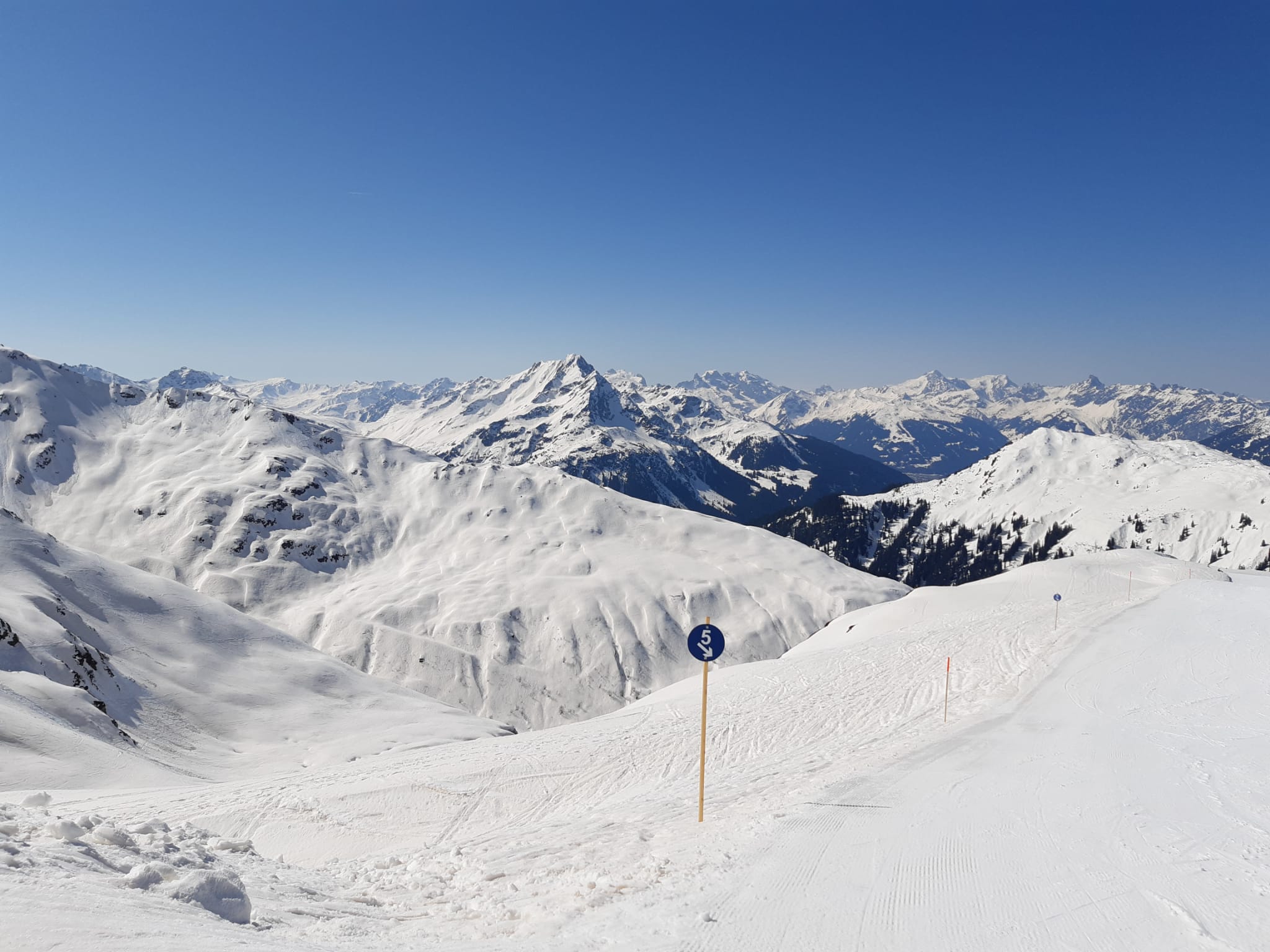 Du betrachtest gerade Ski-Ausfahrt 2026